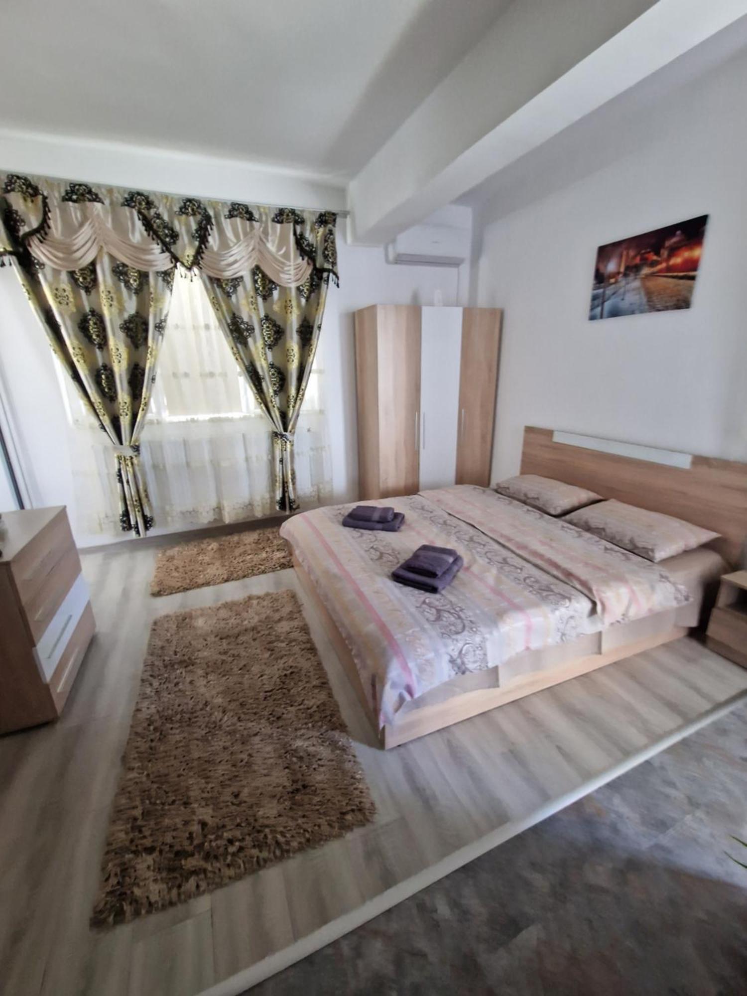 Casa DARYA-24h Check-in Apartment Bukares Bagian luar foto