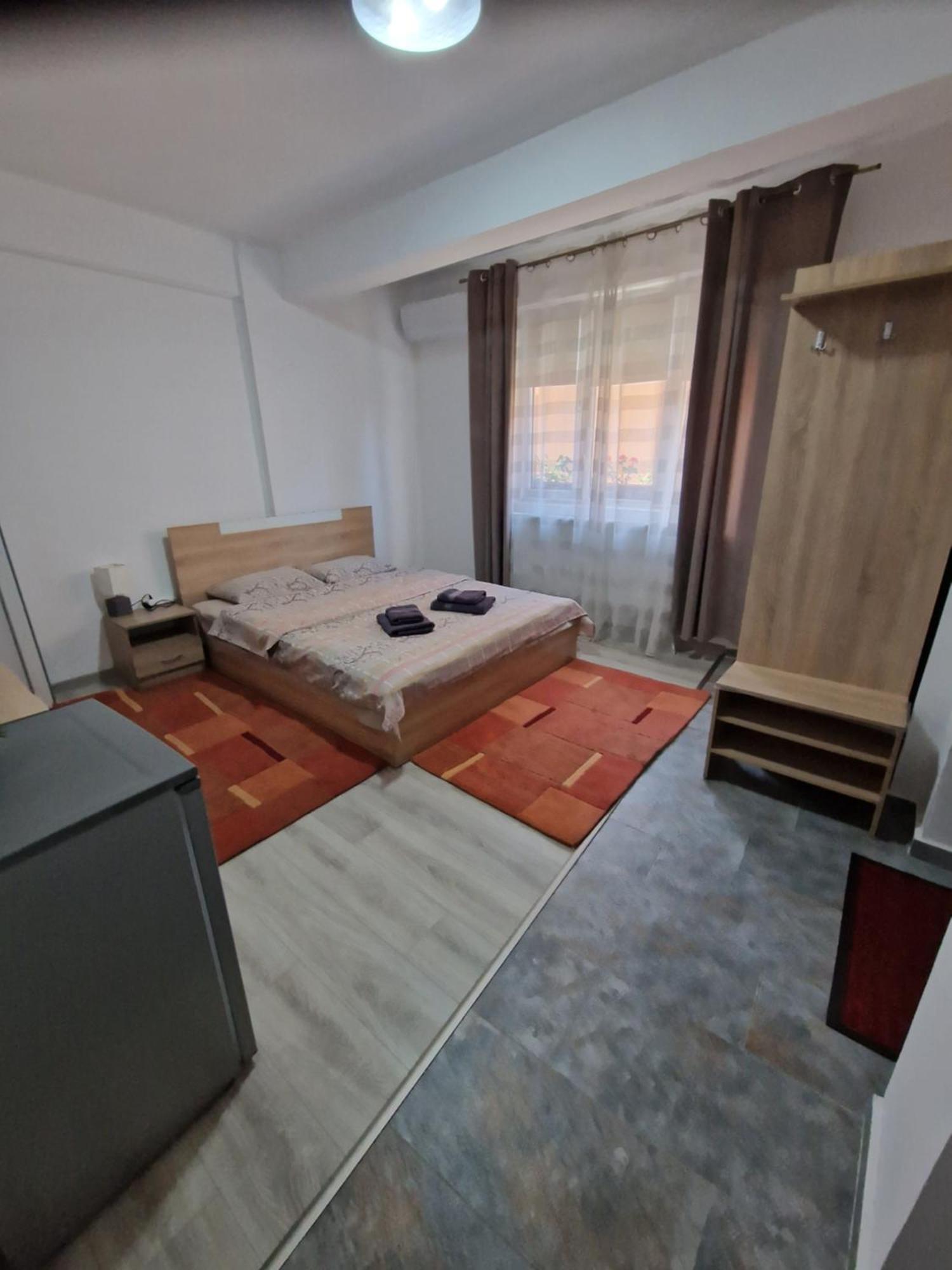 Casa DARYA-24h Check-in Apartment Bukares Bagian luar foto