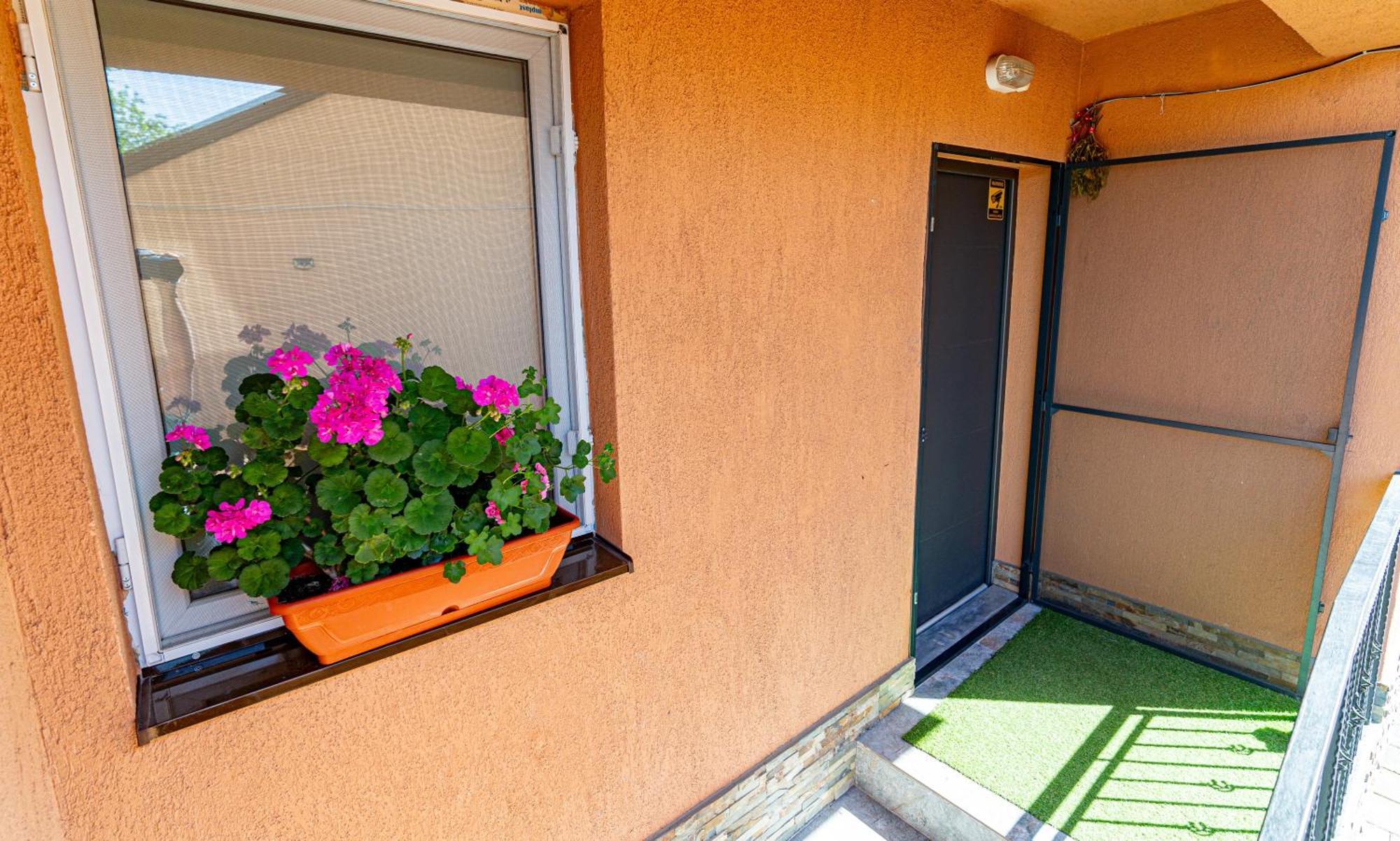 Casa DARYA-24h Check-in Apartment Bukares Bagian luar foto